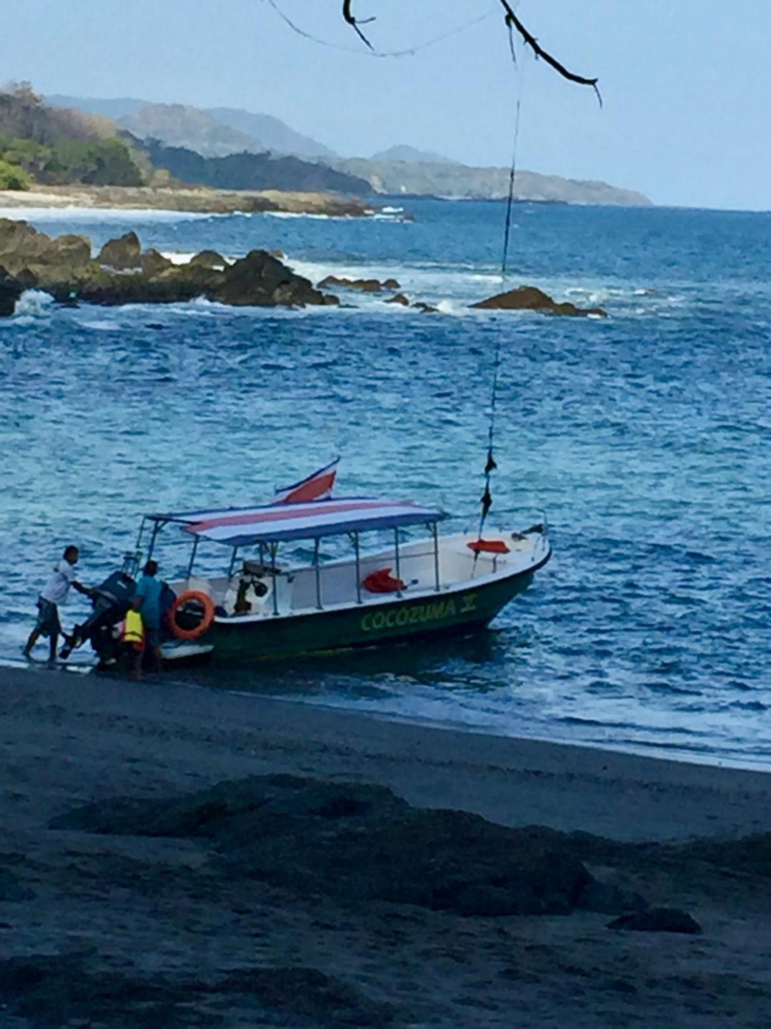 ホテル El Pargo Feliz モンテスマ エクステリア 写真